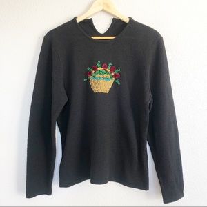 Vintage 90s Black Sweater w Floral Basket Design